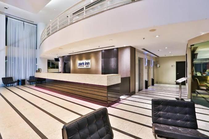 Super Comfort Flats L - Wtc - Com Estacionamento Сан-Пауло Экстерьер фото