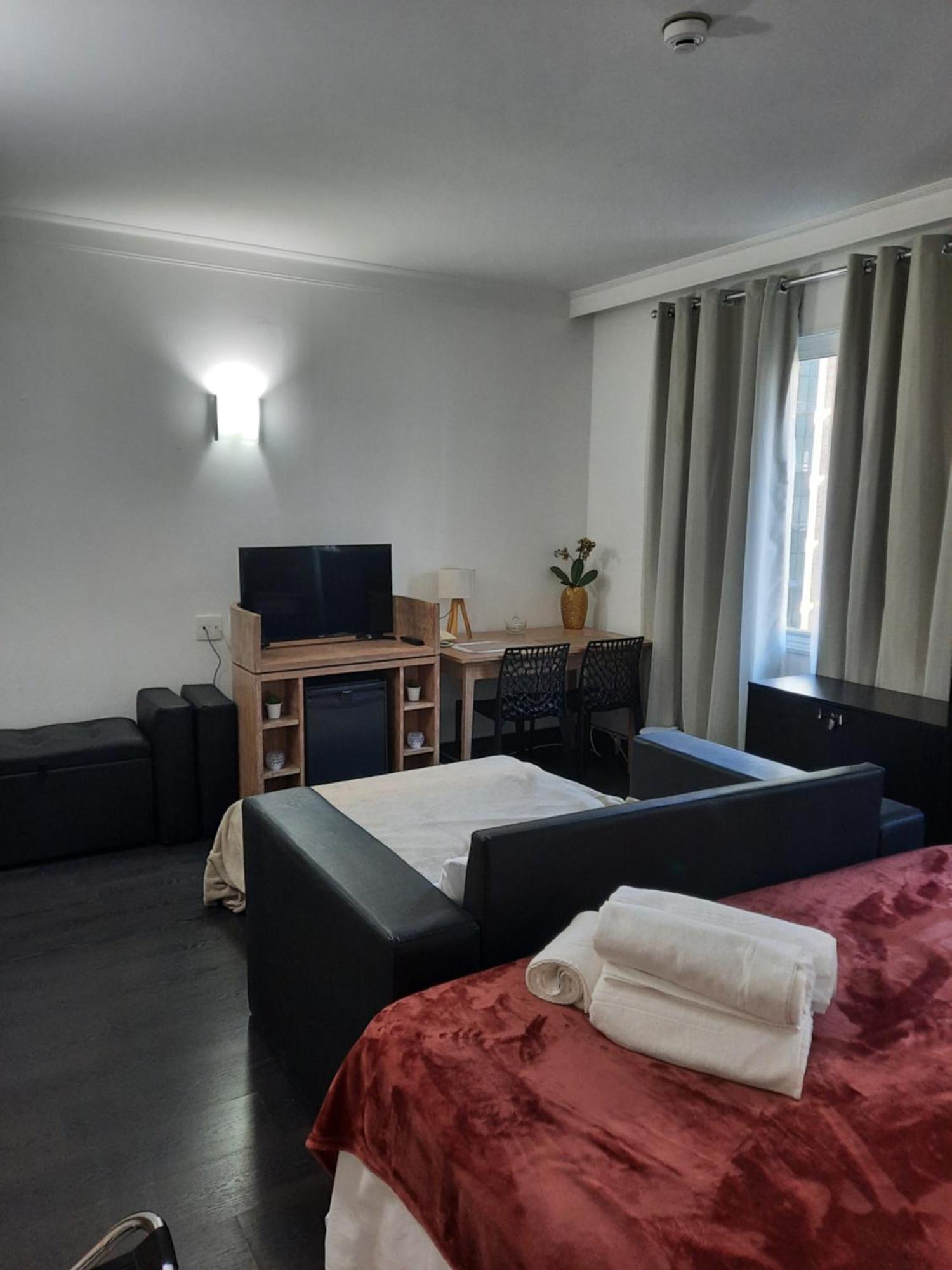 Super Comfort Flats L - Wtc - Com Estacionamento Сан-Пауло Экстерьер фото